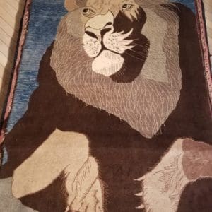 Image of 4X6 Persian QashQai Rug with Large Portrait of A Lion