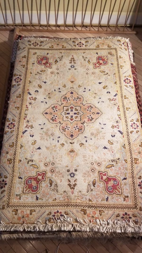 Image of approximately 3x5 Persian Tabriz Taba Tabai pattern.